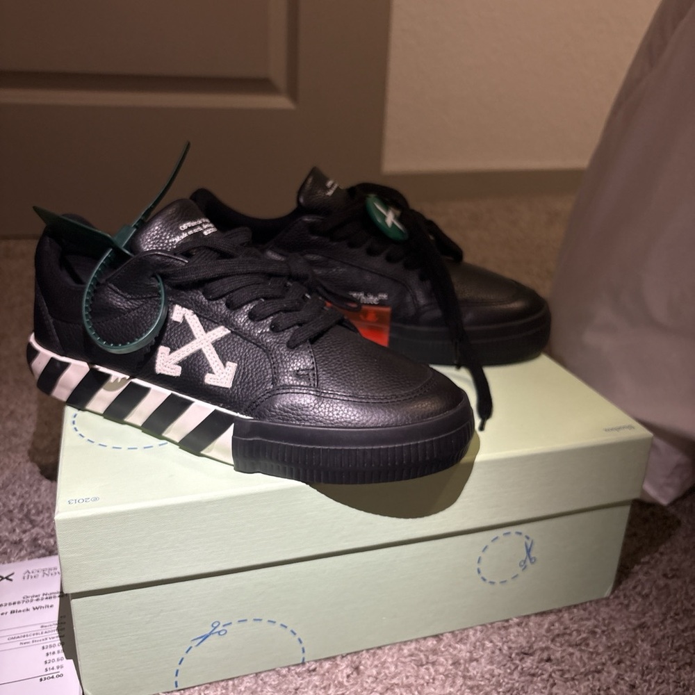 Off-White Black Sneakers with White Arrows